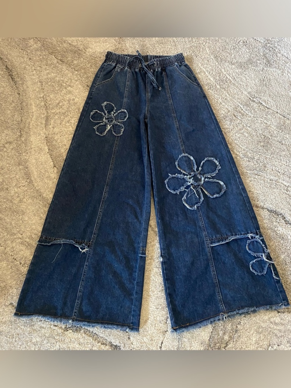 Wide Leg Floral Patchwork Boho Distressed Denim, Size S 🌸☮️ - Picture 2 of 7